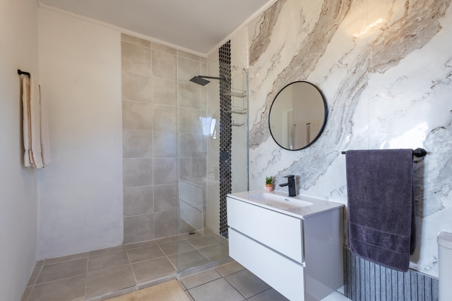 6 Bedroom Property for Sale in Harkerville A H Western Cape